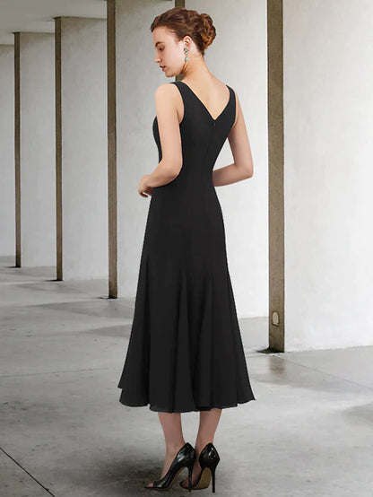 A-Line Mother of the Bride Dress Elegant V Neck Ankle Length Chiffon Sleeveless with Beading