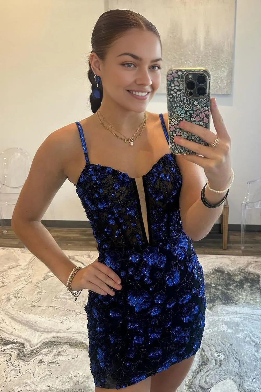 Cute Bodycon V Neck Spaghetti Strap Royal Blue Sequins Short Homecoming Dresses