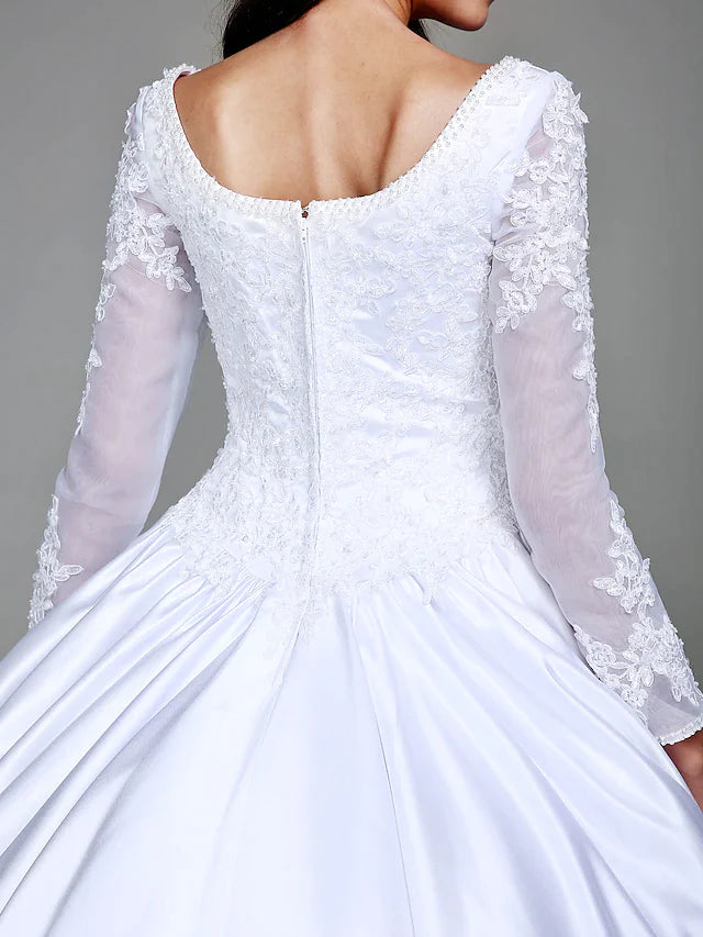 Ball Gown Wedding Dresses Scoop Neck Satin Long Sleeve Simple Vintage See-Through with Beading Appliques