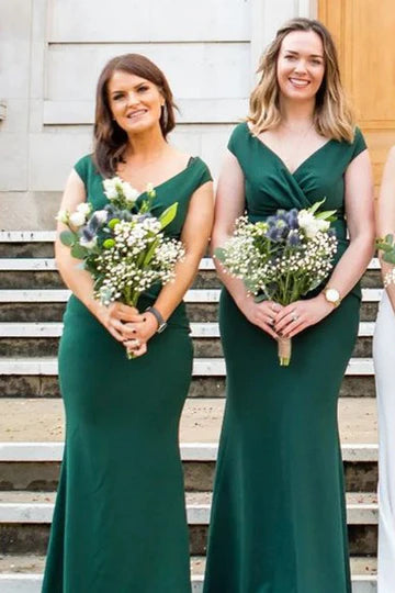 Hunter Green V-Neck Mermaid Pleats Split Fork Long Bridesmaid Dress