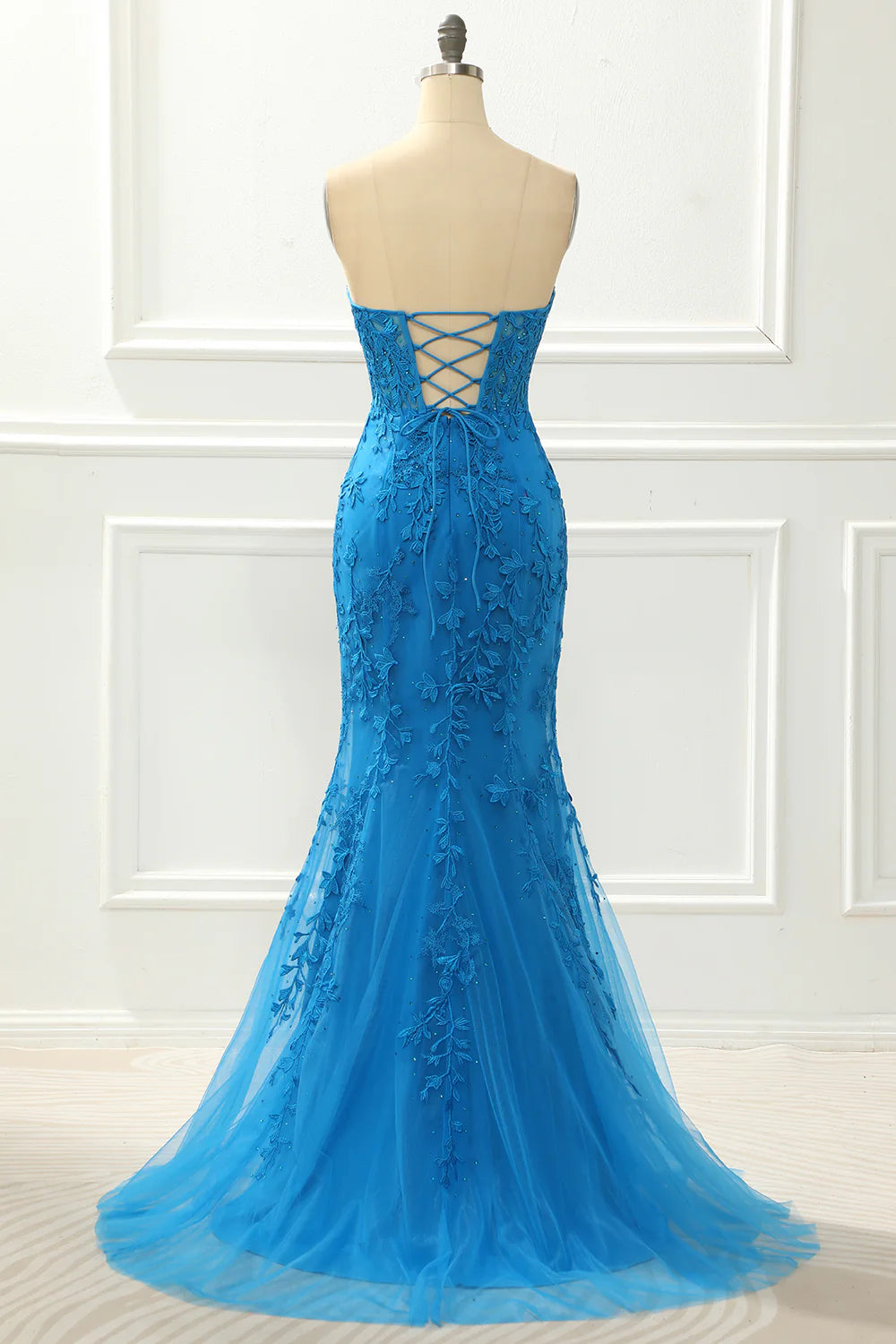 Blue Off-the-Shoulder Strapless Mermaid Slim-fit Prom Dress with Appliques