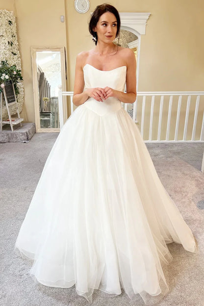 White Off-the-Shoulder Tulle Strapless A-Line Mopping The Floor Long Wedding Dress