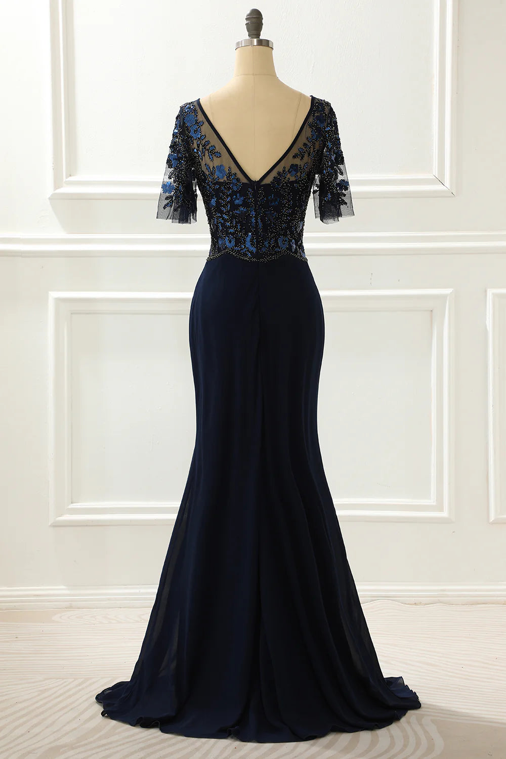 Navy Round Neck Sequin Mermaid Retract Your Waist Prom Dress With Beading