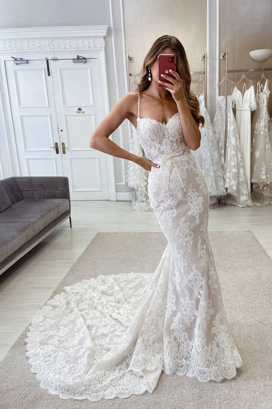 Elegant Mermaid Sweetheart V-Neck Spaghetti Strap Lace Long Wedding Dresses