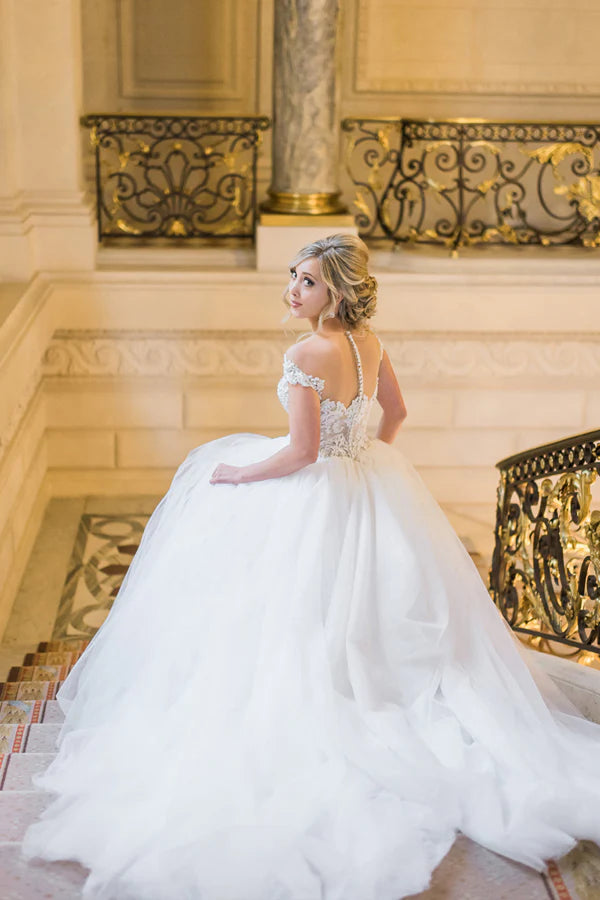 Ball Gown Elegant Cap Sleeves Lace Tulle Wedding Dress