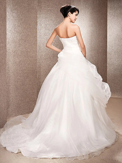 Ball Gown A-Line Wedding Dresses Strapless Court Train Organza Sleeveless