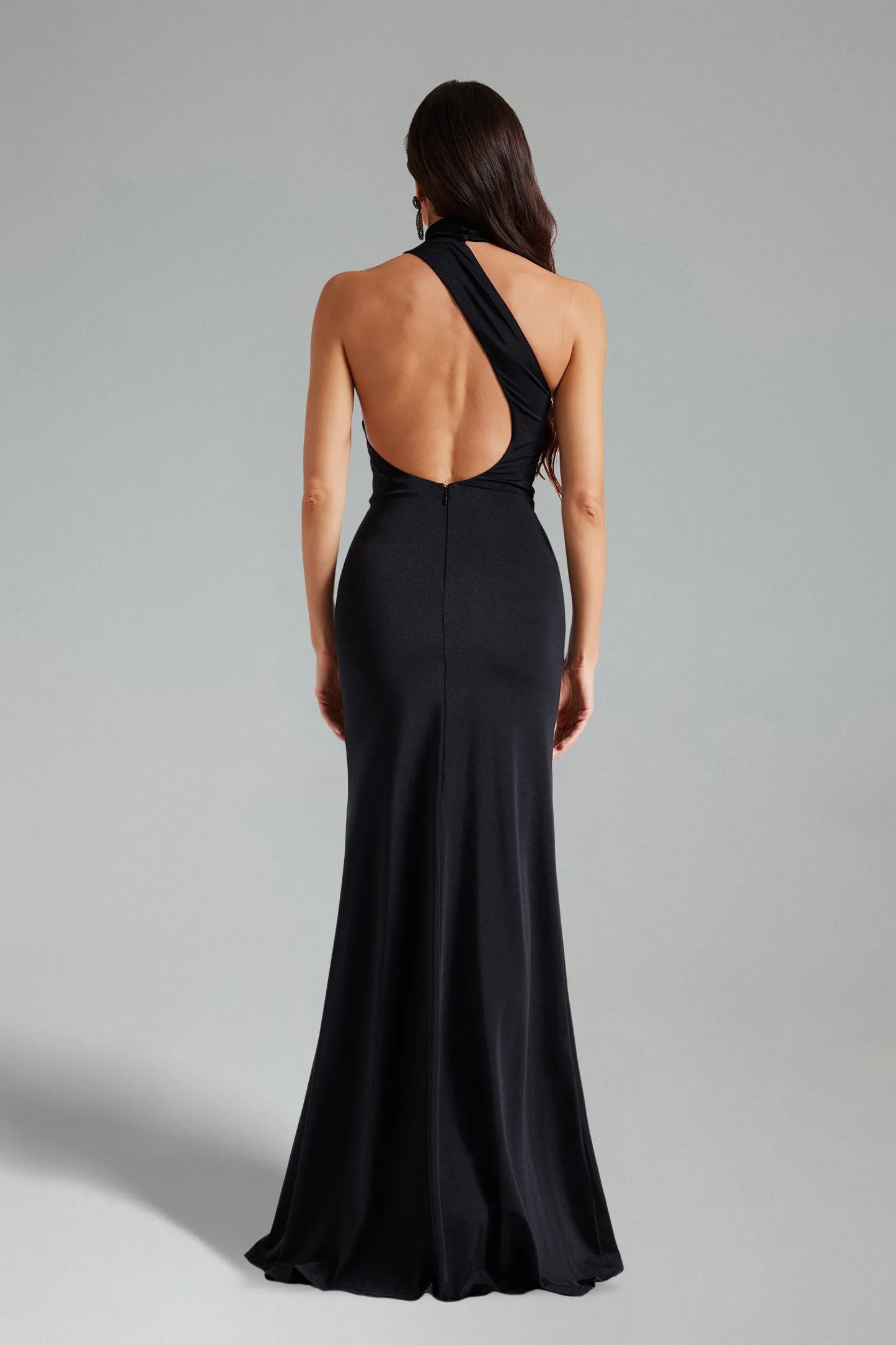 Elegant Black One-Shoulder Halter with Open Back and High Slit Mermaid Evening Dress