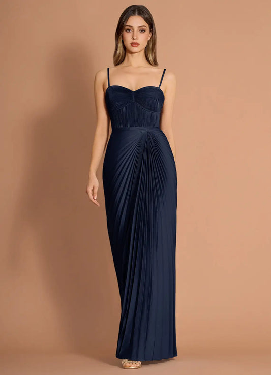 Elegant Navy Blue Strapless Pleated Gown with Sweetheart Neckline: Evening Dresses