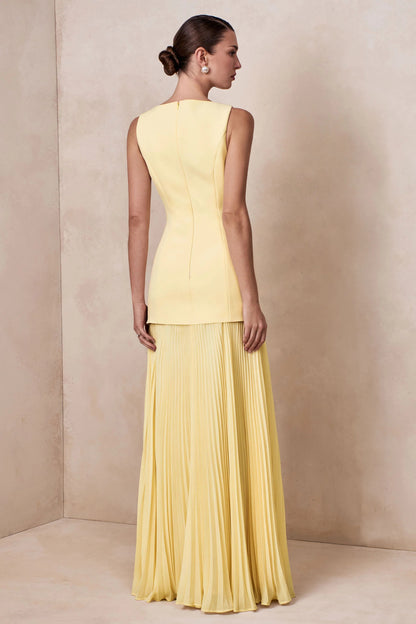 Elegant Sleeveless Pleated Evening Dresses