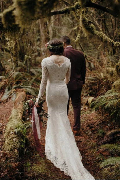 Elegant Lace Mermaid Round Neck Long Sleeves Wedding Dresses