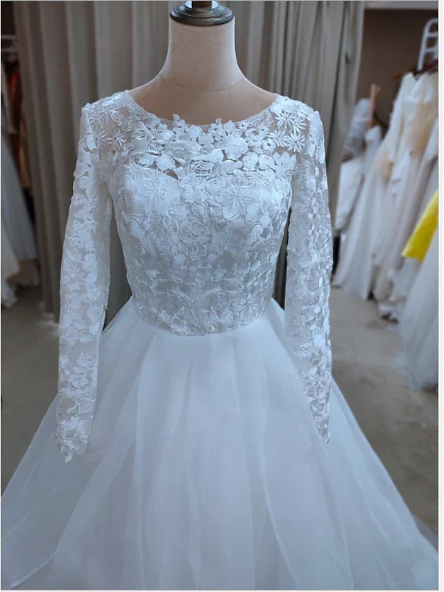 A-Line Wedding Dresses Jewel Neck Court Train Lace Tulle Long Sleeve Formal Romantic Luxurious with Appliques Cascading Ruffles