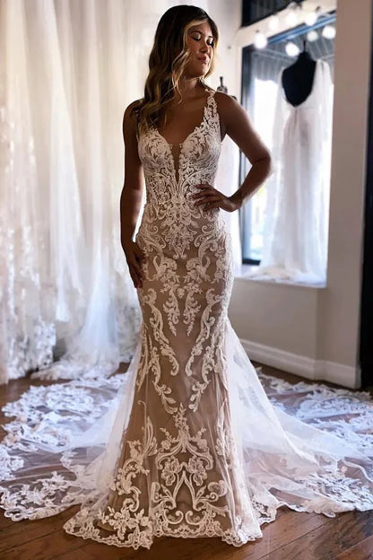 Gorgeous Mermaid Champagne Wedding Dress With Appliques