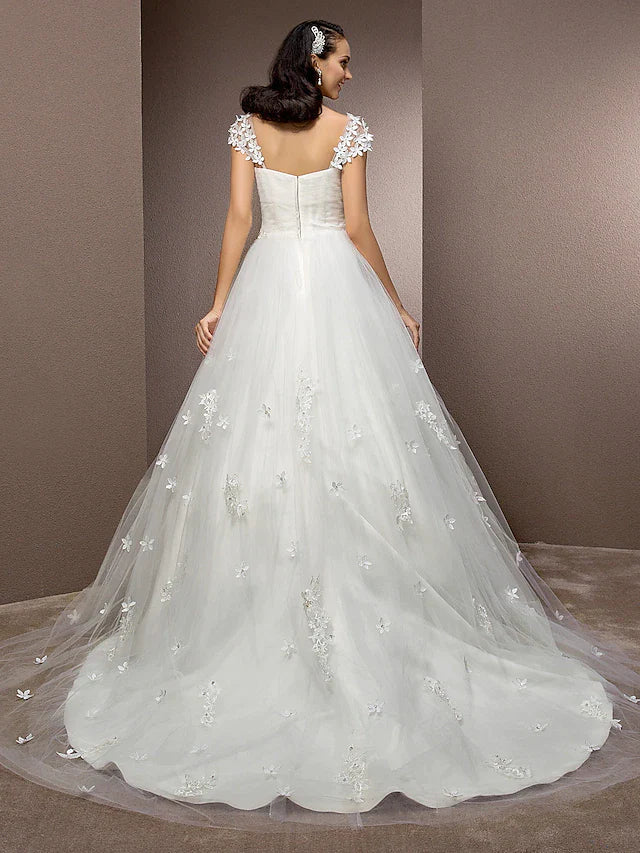 Ball Gown Wedding Dresses Square Neck Court Train Tulle Short Sleeve with Ruched Beading Flower