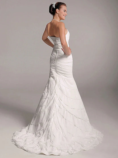 A-Line Wedding Dresses Sweetheart Neckline Strapless Court Train Chiffon Sleeveless