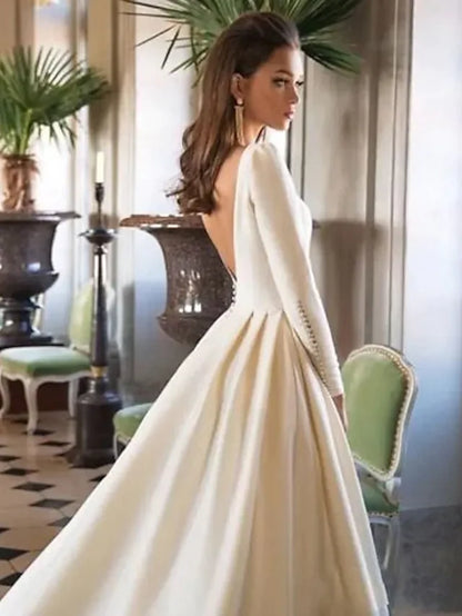 A-Line Wedding Dresses Bateau Neck Court Train Polyester Long Sleeve Simple Backless Elegant