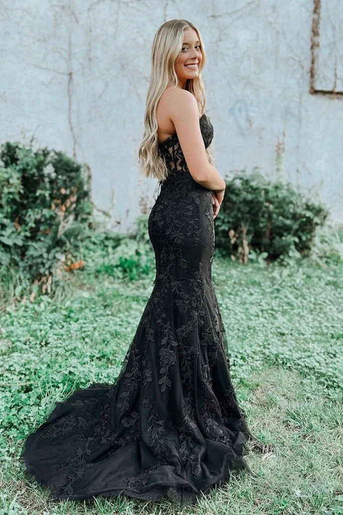 Strapless Mermaid Prom Dress With Lace Appliques
