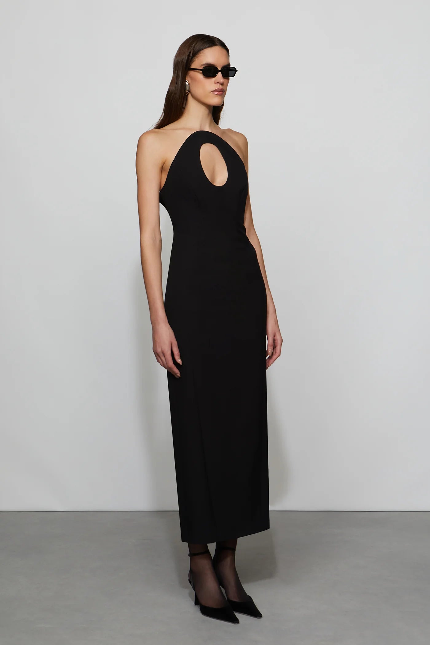 Modern Black Halter Neck Cut-Out Detail Bodycon Midi Evening Dress