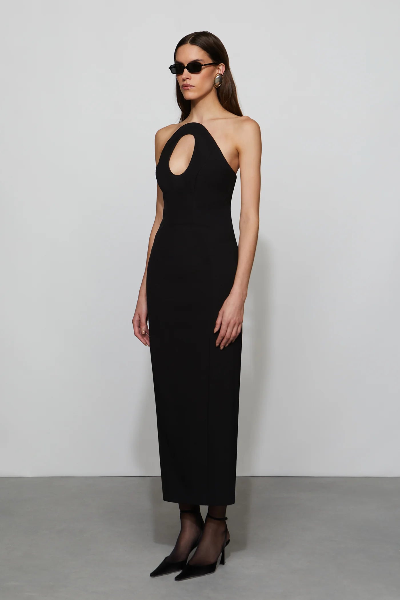 Modern Black Halter Neck Cut-Out Detail Bodycon Midi Evening Dress