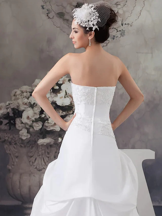 A-Line Wedding Dresses Strapless Court Train Satin Strapless with Beading Appliques