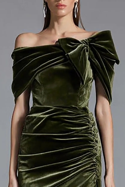 Opulent Olive Green Velvet Off-Shoulder Oversized Bow Ruched Mermaid Evening Dress
