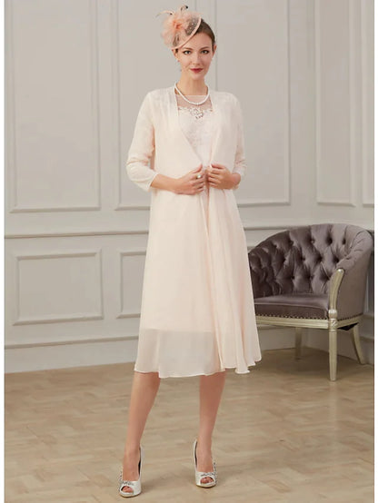 Mother of the Bride Dress Elegant Jewel Neck Knee Length Chiffon Long Sleeve with Appliques Ruching