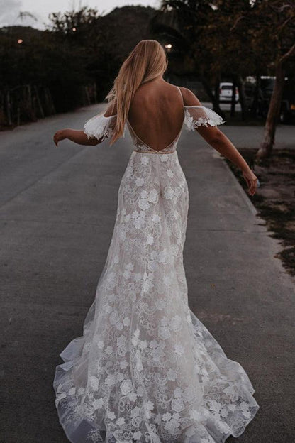 Romantic Spaghetti Straps Floral Lace Beach Wedding Dresses