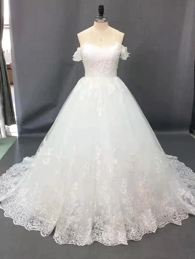 Ball Gown Wedding Dresses Off Shoulder Court Train Lace Short Sleeve Formal Sparkle & Shine with Appliques