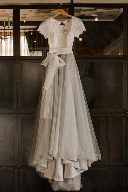 Short Sleeve Lace and Tulle Silver Wedding Dresses with Sash