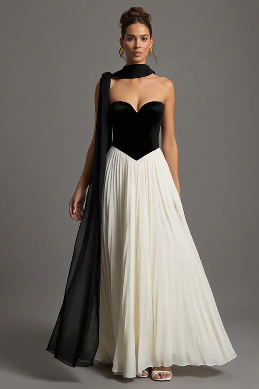 Vintage Black and White Contrast Velvet Halter Scarf Pleated Floor Length Evening Dress