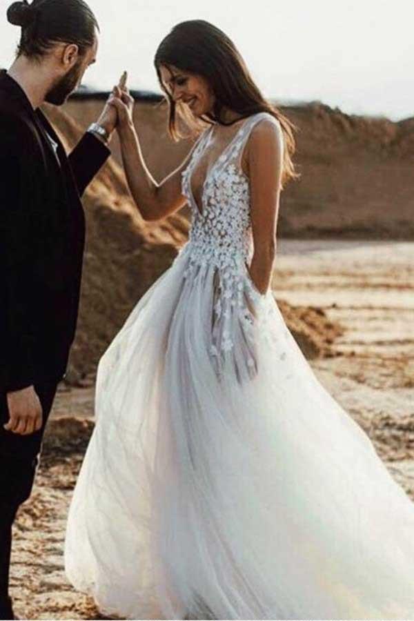 A-Line Deep V-Neck Tulle Wedding Dress with Appliques Split