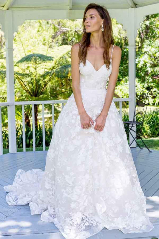 A-Line Spaghetti Straps Backless Long Lace Wedding Dress