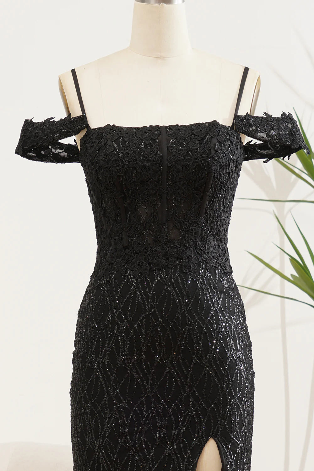 Sparkly Black Square Neck Mermaid Off The Shoulder Slim-fit Prom Dress With Slit ﻿