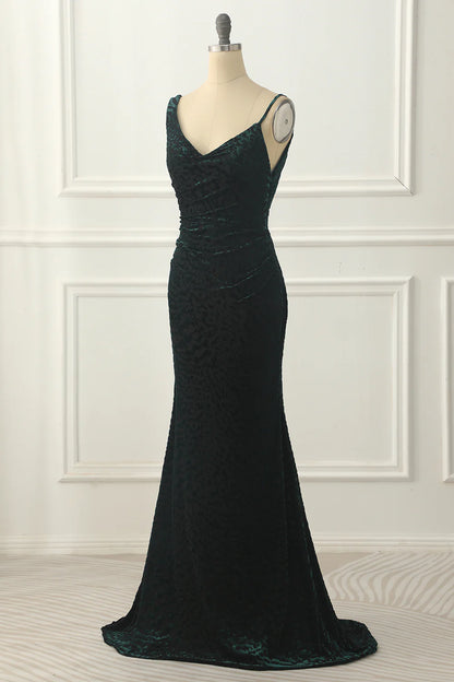 Dark Green V-Neck Spaghetti Strap Backless Velvet Mermaid Prom Dress ﻿
