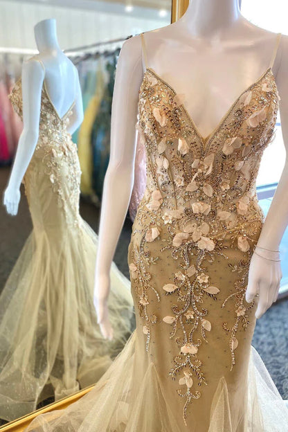 V-Neck Open Back Appliques Trumpet Long Formal Dress