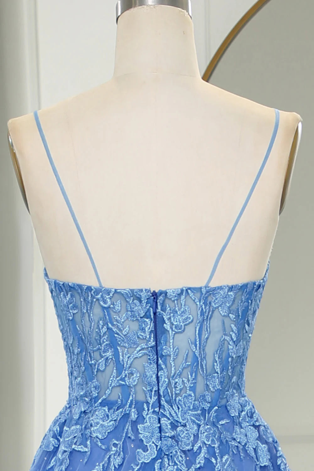 Blue V-Neck A-Line Spaghetti Straps Tulle Long Prom Dress With Appliques