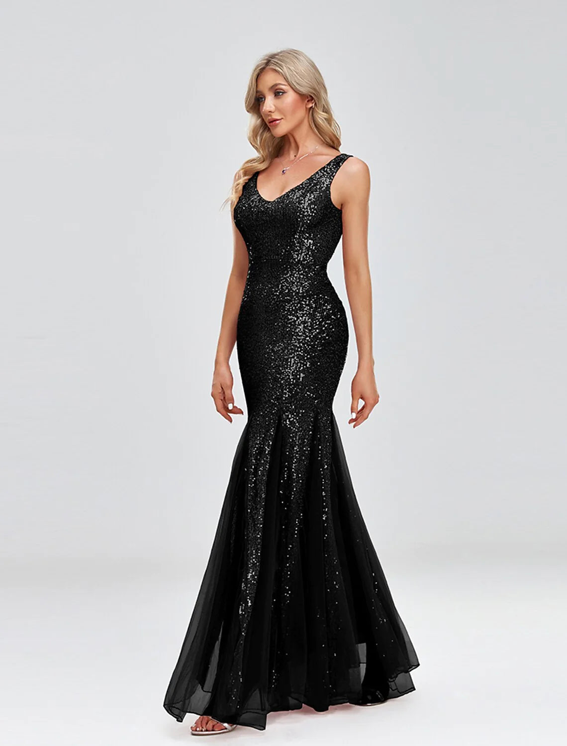 Mermaid / Trumpet Evening Gown Sparkle Dress Wedding Guest Floor Length Sleeveless V Neck Tulle V Back with Sequin Splicing