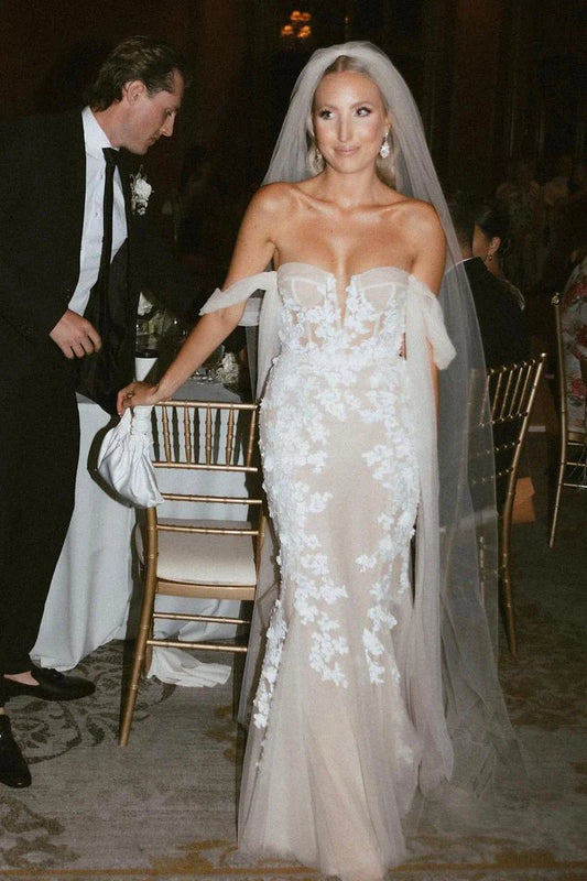 Gorgeous Mermaid Off the Shoulder Tulle Wrap The Buttocks Wedding Dresses with Appliques