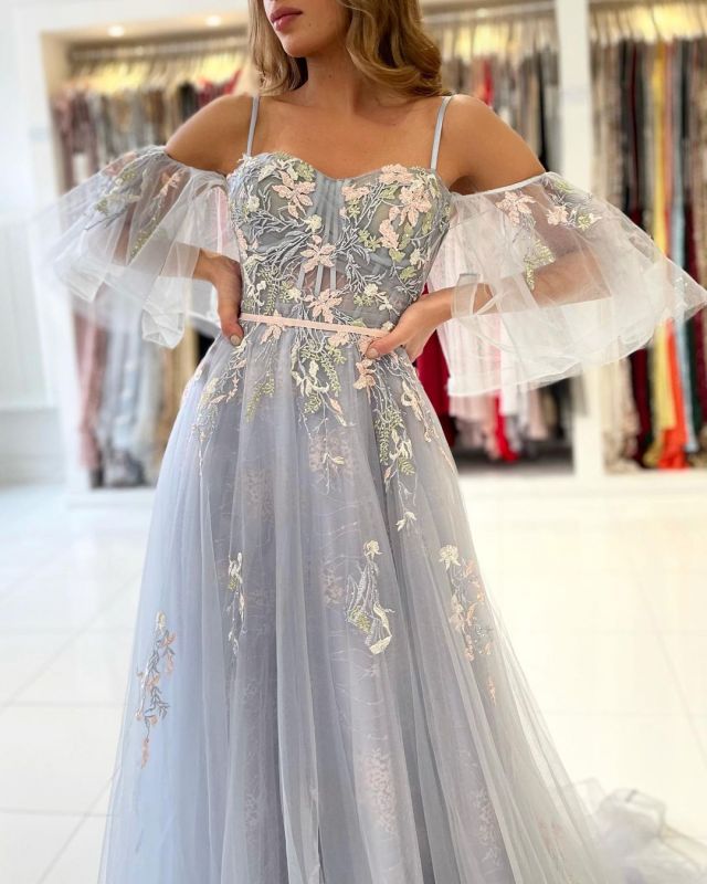 A Line Off the Shoulder Tulle Evening Sweep/Brush Train Dresses With Floral Appliques