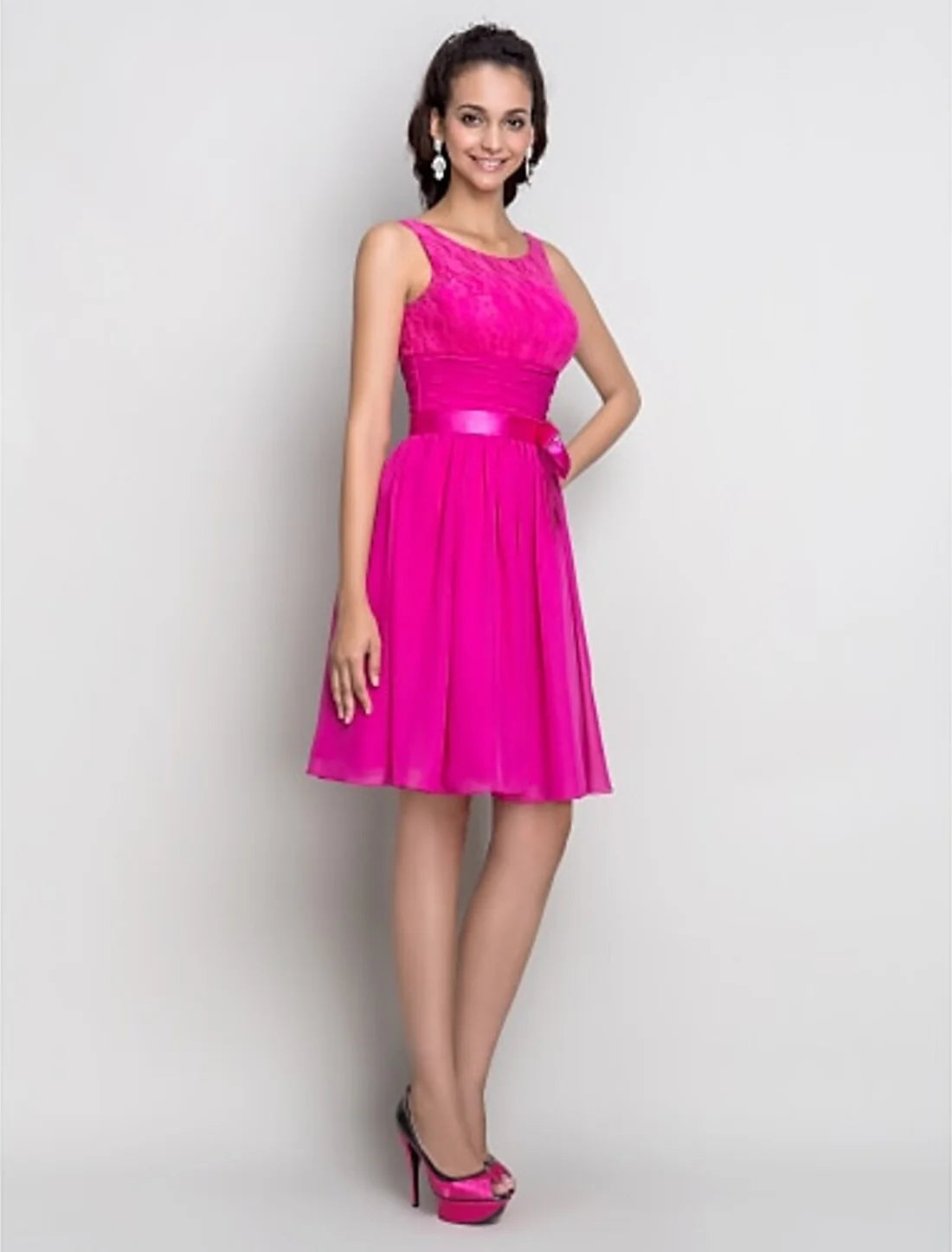 Fit & Flare Scoop Neck Knee Length Stretch Satin Cocktail Party Dress with Bow(s) / Lace