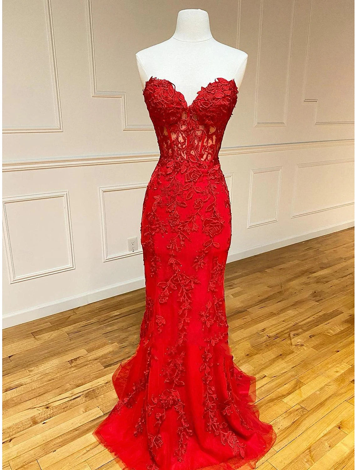 December Wedding Guest Dress Mermaid / Trumpet Glittering Dress Sleeveless Strapless Lace Backless with Appliques Prom Dresses