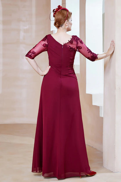 Fall November December Wedding Guest Dress Mother of the Groom / Bride Dresses Scoop Neckline Pleated Lace Chiffon Dress