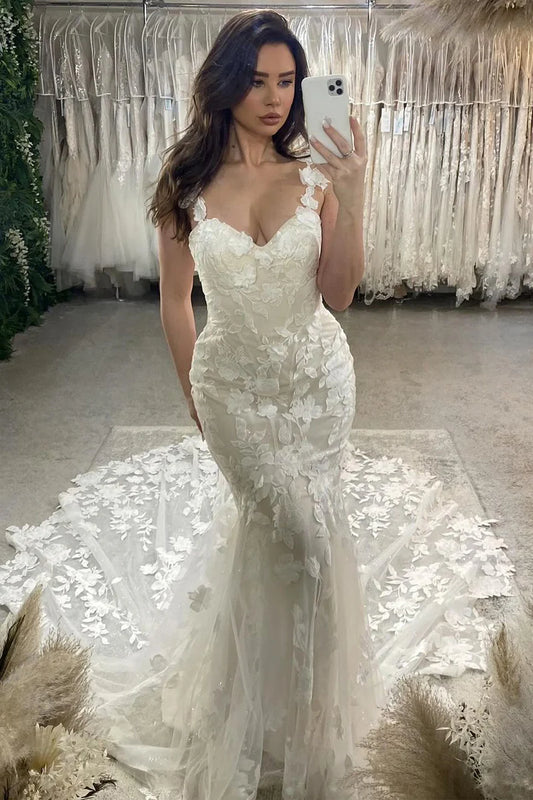 Elegant Mermaid Sweetheart V-Neck Spaghetti Strap Tulle Wedding Dresses with Appliques