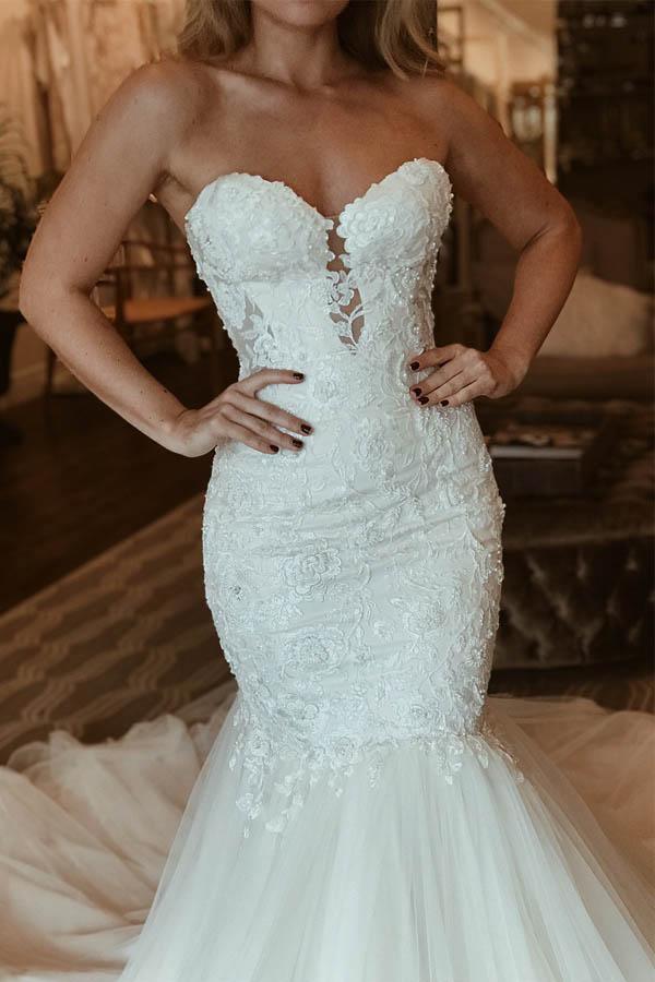 Elegant Sweetheart Mermaid Lace Long Wedding Dress With Beading