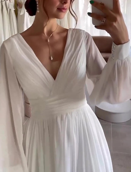 Fall November December Wedding Dresses A-Line V Neck Long Sleeve Length Chiffon Bridal Gowns Pleats Solid Color Little White Simple Dresses