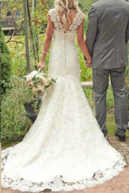 Hot Sale Trumpet/Mermaid Court Train Lace Country Wedding Dress