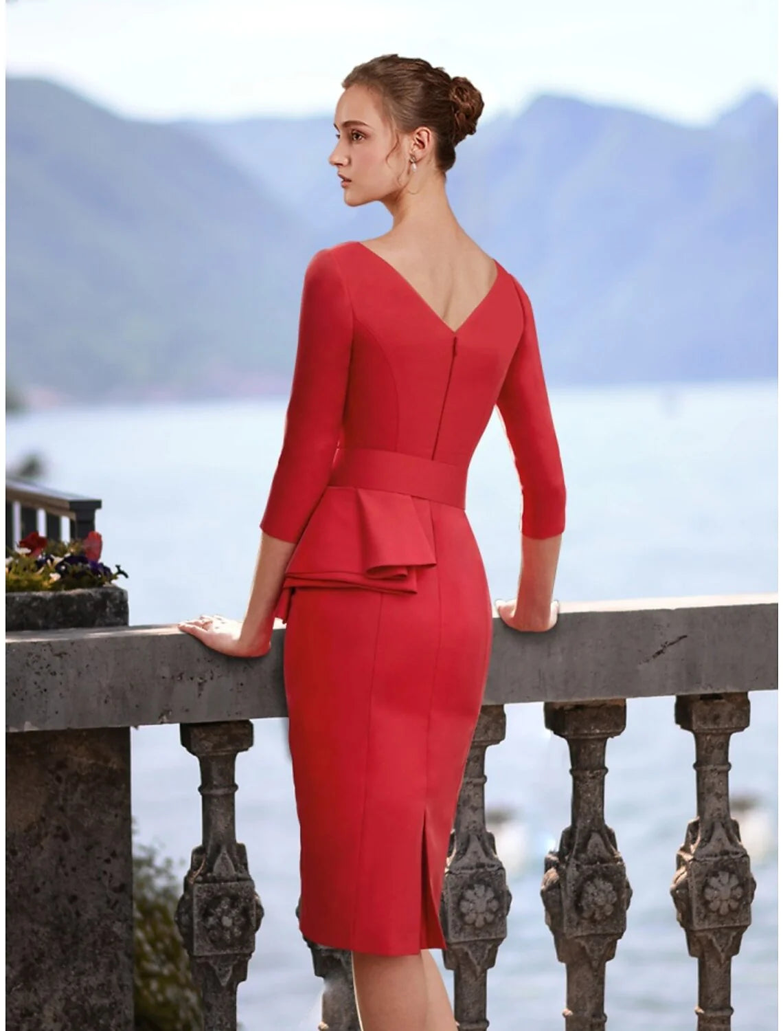 Sheath / Column Cocktail Dresses Elegant Dress Cocktail Party Knee Length Christmas Red Green Dress 3/4 Length Sleeve V Neck Polyester with Ruffles Slit