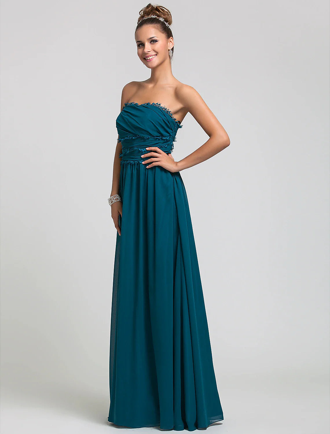 Sheath / Column Strapless Floor Length Chiffon Bridesmaid Dress with Side Draping / Ruffles