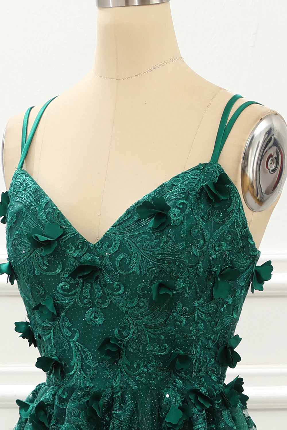 A Line V-Neck Dark Green Tulle Lace-Up Back Prom Dress with Appliques