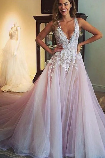 V-neck Long Wedding Dress/Prom Dress with Appliques