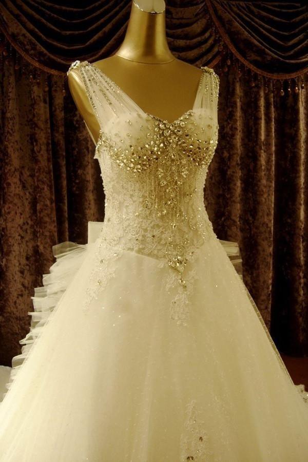 High Quality Floor-length V-neck Beading Chapel Train Wedding Dresses